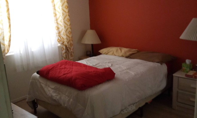 Bullhead City Casa | Tremendous 3-bedroom house with AC in Bullhead City