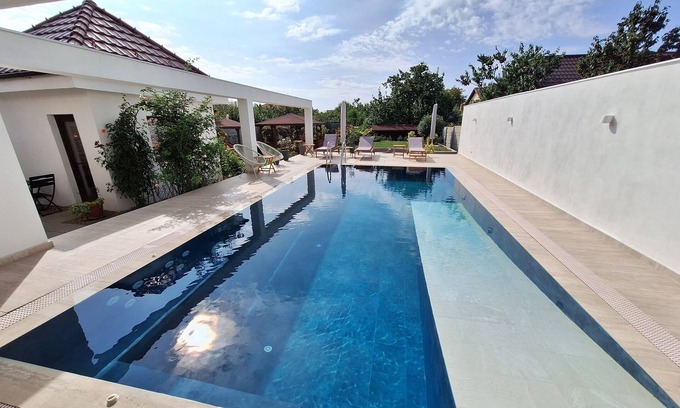 Arad Casa | TREND