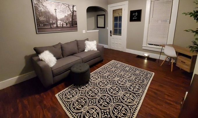 Miamisburg Casa | Trendy 2 bed 1 bath Duplex