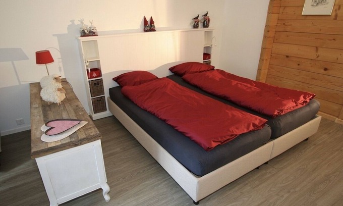 Leukerbad Apartamento | Trendy alpine-style vacation apartment for 2 people in a central, quiet location