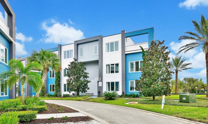Reunion Hotel | Modern Condo with Reunion Resort Amenities Access at Spectrum Resort Orlando by Rentyl - B26 #210
