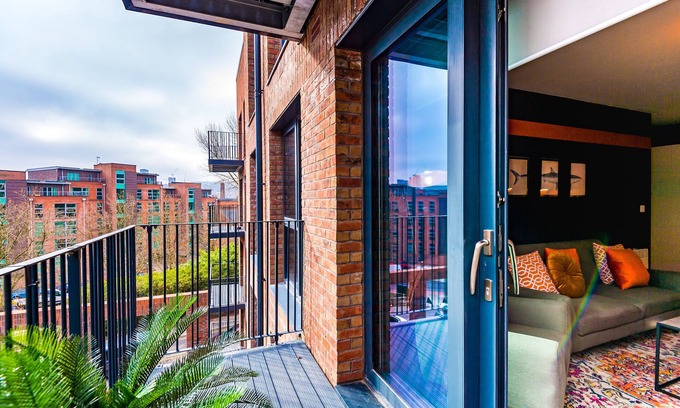 Sheffield Apartamento | Trendy Kelham-Island Apartment with Balcony- Great Location