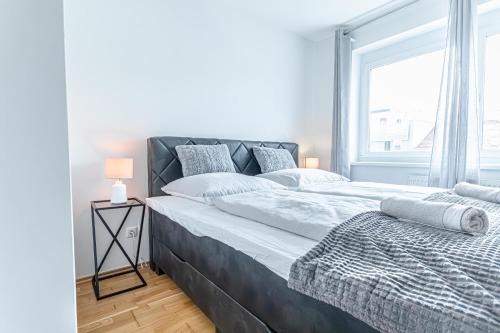 Favoriten Apartamento | Trendy - Modern 1BR & 1LR Apartment in Vienna Center