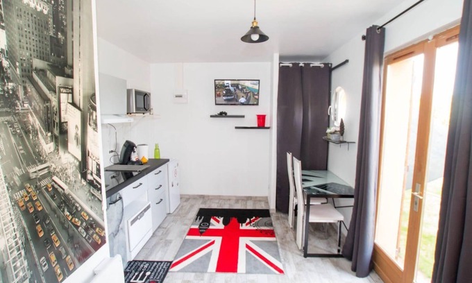 Villemandeur Apartamento | Estudio de moda en Londres jacuzzi / piscina al aire libre