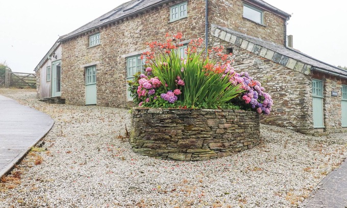 Trebarwith Cabaña | TRERUBIES, pet friendly, character holiday cottage in Delabole