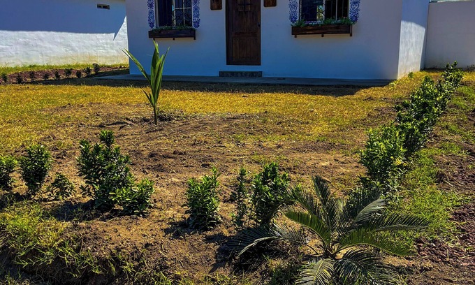 Playa Las Hojas Villa | Tres Cielos Cabanas