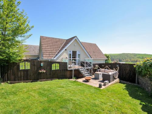 Launceston Casa | Treview