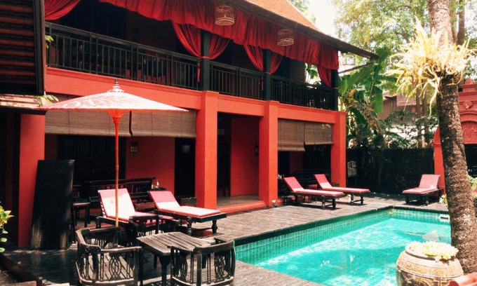 Wua Lai Hotel | Tri Yaan Na Ros Colonial House