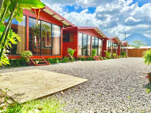 Barrio Dora Casa | Tribu Bungalow 1 Modern and Centrally Located