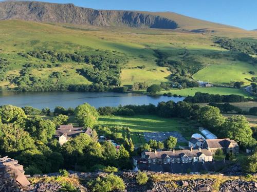 Nantlle Cama Y Desayuno | Trigonos - Quiet, Peaceful, Vegetarian B&B and Retreat Centre
