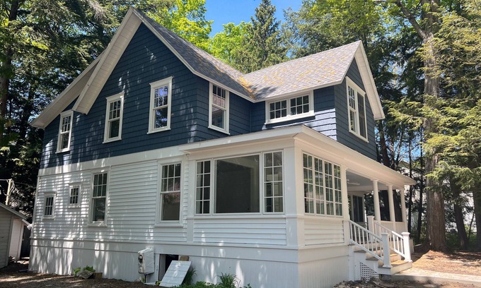 Wequetonsing Cabaña | Trillium Walk Cottage - Stunning & Newly Renovated. Available this summer!