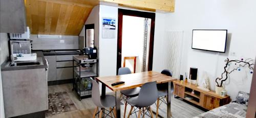 Ziano di Fiemme Apartamento | Trilocale mansardato nel cuore della Val Di Fiemme