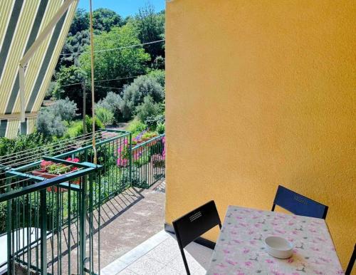 Varazze Apartamento | Trilocale nel verde