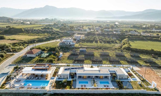 Valanidorrachi Apartamento | Trinity Design Suites