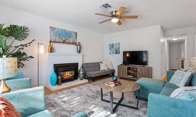 Lodi Casa | Trinity Escape, Entire home, 3 bedroom, 2 bath near Lodi Lake