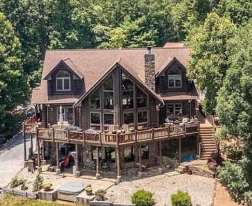 Ferguson Casa | Trinity Lodge
