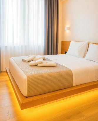 Psirri Apartamento | Triple A - Athena Collection - Heart of Athens - Near Famous Mokka Coffee- FREE Parking!