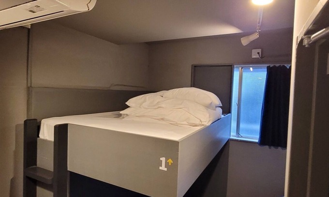 Minamiotsuka Apartamento | Triple room double bed sofa bed / Toshima-ku Tokyo
