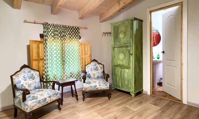 Ejulve Casa | Triple-Baño Privado-Vista a la Montana-Verde