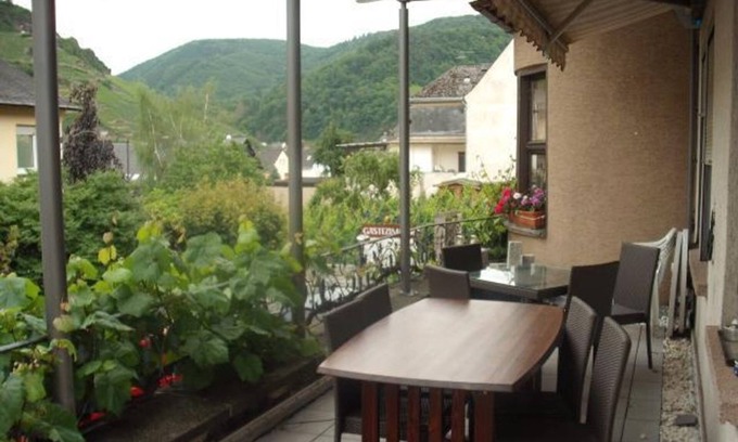 Kaimt Cama Y Desayuno | Habitación triple con ducha / WC / balcón - Winzerhaus Haas-Lenz