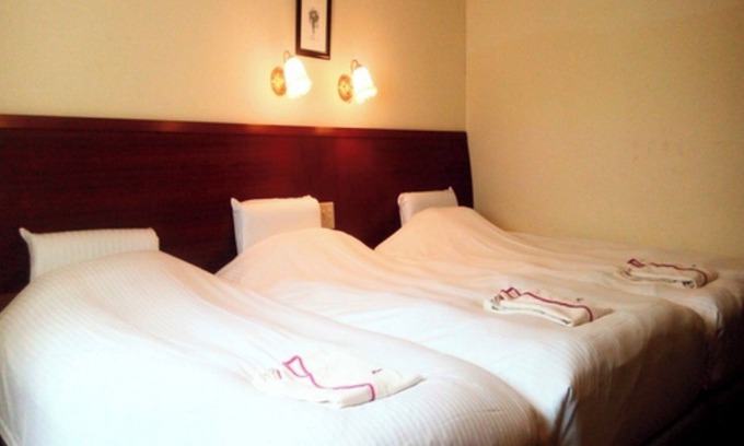Asato Hotel | Triple Room Smoking 2 beds 110cm wide 1 extra / Naha Okinawa