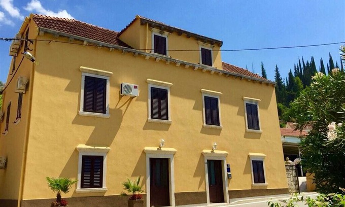 Trsteno Apartamento | Triple room with private external bathroom - Rooms Mozara