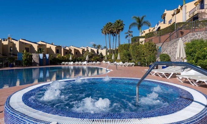 Costa Meloneras Casa | TRIPLEX 300 METERS FROM MELONERAS BEACH, NEXT TO MELONERAS GOLF BY LOPESAN.