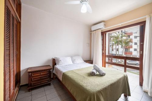 Ingleses Centro Apartamento | Triplex Litoral III 2Q a 60m da praia by Achei