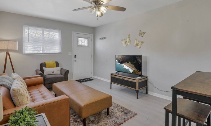 Franklin Park Casa | Trolley District Treasure/1 BR Apt