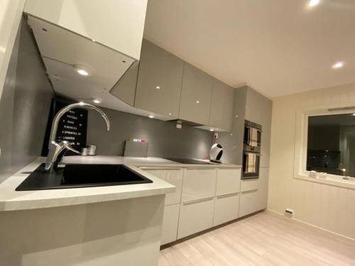 Tromsdalen Apartamento | Tromsø, Skarvegen 18, two bedrooms