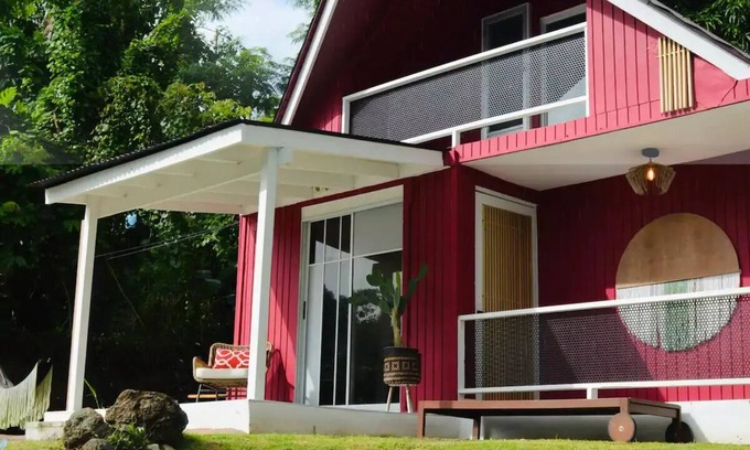 Guzman Abajo Casa | Tropĭ Huts pvte. finca with Pool 6BD