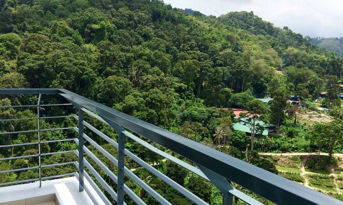 Bayan Lepas Casa | ESCAPE TROPICAL A CASA