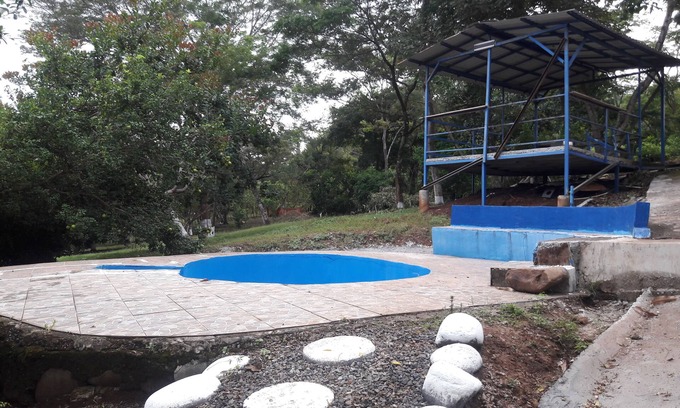 Cerro Plano Cabina | Tropical Heaven Bajamar precio especial para enero y el primero de febrero