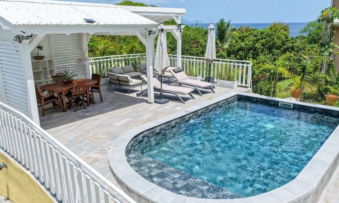 Case-Pilote Apartamento | Tropical Indies Dream Soothing getaway - Cosy living room - 55 m² studio suite