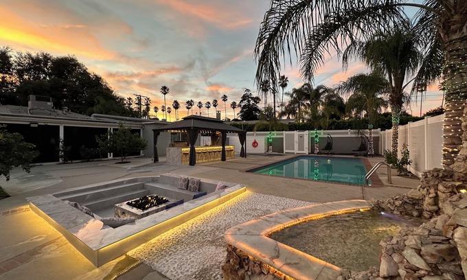 Mission Hills Casa | 🏝️ Tropical Luxury Oasis 🏝️