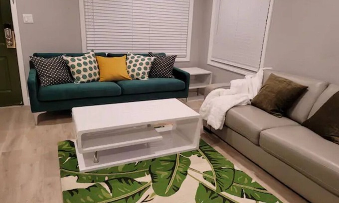 Cherryland Casa | Tropical Modern Resort for Your Perfect Vacation