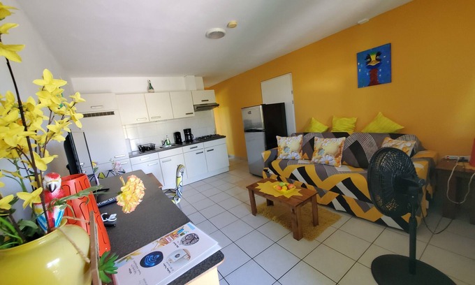 Tanki Leendert Complejo | Tropical Oasis Ap.1 Happy Days