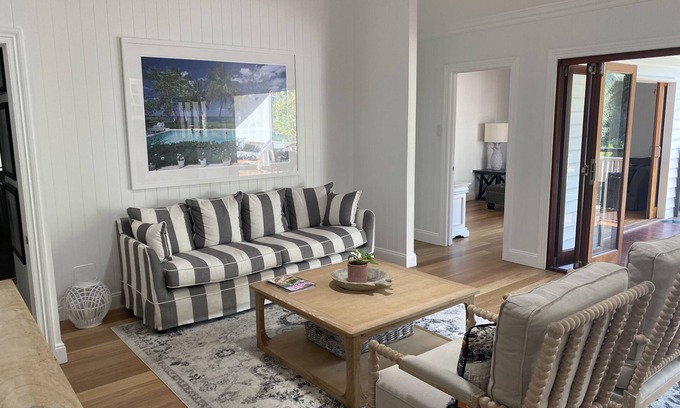 Ashgrove Casa | Tropical oasis in the heart of Brisbane, 3 bed, w pool, 4 km from the city