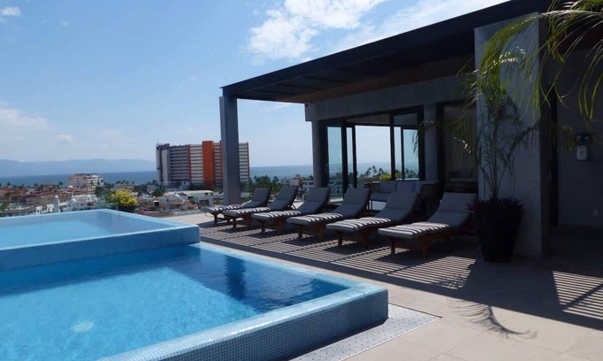 Díaz Ordaz Condominio | Tropical Oasis ★ Penthouse ★ Stocked Kitchen
