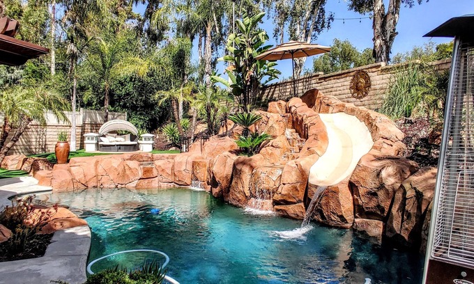 Mission Viejo Casa | Tropical Paradise 4 Bedroom Home sleeps 10