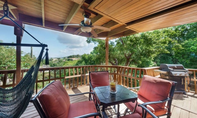 Nazareth Cabina | TROPICAL TREEHOUSE IN PARADISE! ST. THOMAS, USVI