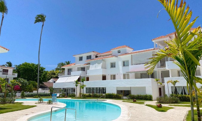 Bavaro Hotel | TROPICAL VILLAS and SUITES - BEACH CLUB, SPA, RESTAURANTS - playa LOS CORALES