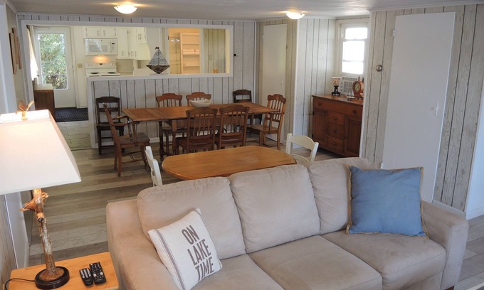 Richfield Springs Apartamento | Trout Brook Unit #1, 1 of 3, incredible view, swimming, fishing, paddle sports