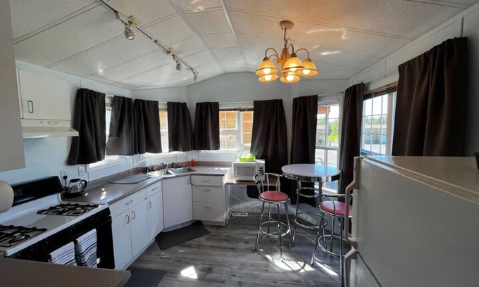 Sterling Casa | Trout House at Red-Bow