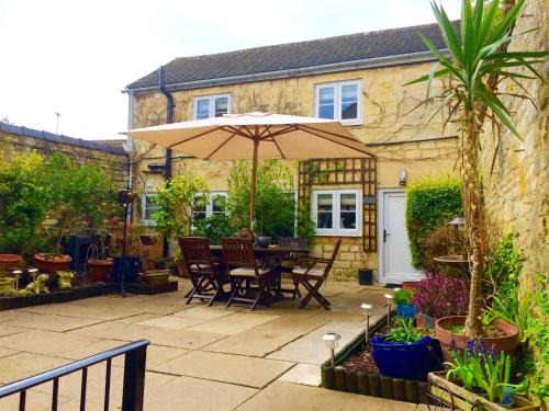 Painswick Cama Y Desayuno | Troy House