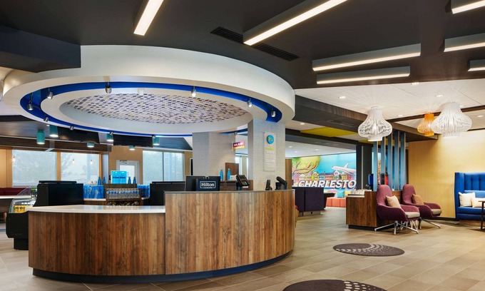 North Charleston Hotel | Tru by Hilton Charleston Airport