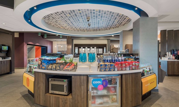 Greensboro Hotel | Tru by Hilton Greensboro, NC