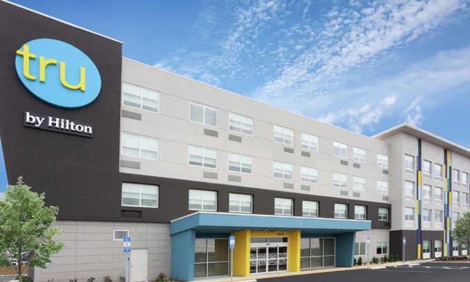 Southside Hotel | Tru By Hilton Jacksonville St Johns Town Center