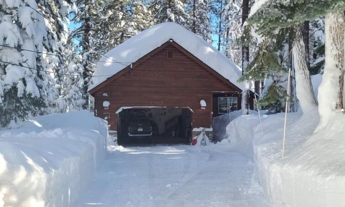 Truckee Cabina | Truckee Cabin on Tahoe Donner Golf Course