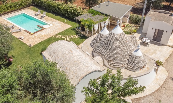 San Michele Salentino Cabaña | Trullo California - San Michele ...
